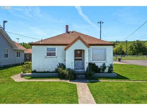 129 E Catherine Ave, MiltonFreewater, OR, 97862 | Card Image