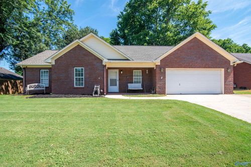 103 Cedar Bluff Ct, Harvest, AL, 35749-8142 | Card Image