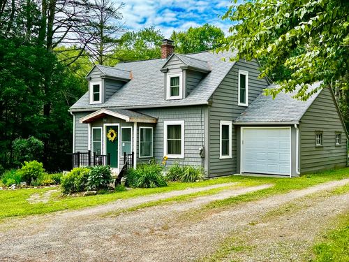 561 Belchertown Rd, Ware, MA, 01082-9220 | Card Image