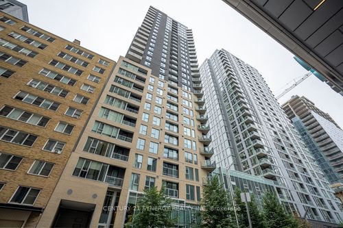 403-40 Nepean St, Ottawa, ON, K2P0X5 | Card Image