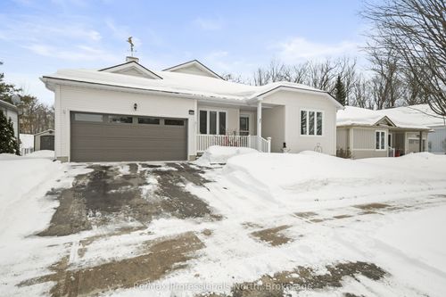 111 Pineridge Gate, Gravenhurst, ON, P1P1Z2 | Card Image