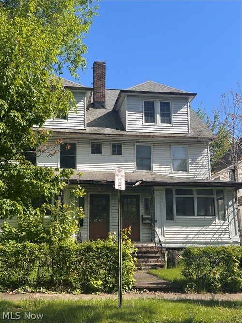 3426 Mapledale Ave, Cleveland, OH, 44109-2450 | Card Image