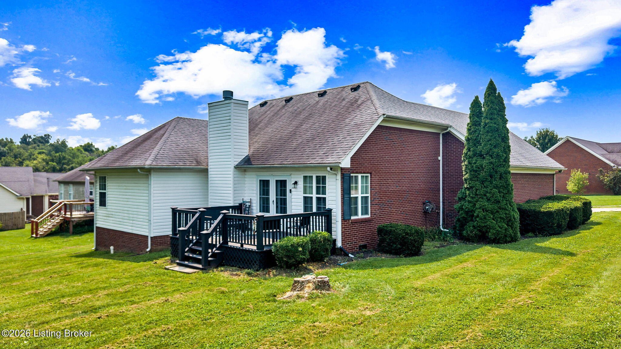 Residential in Eminence 4
