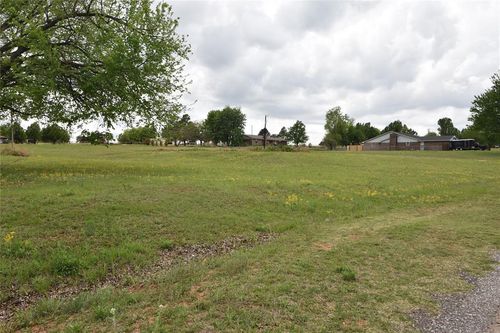 2915 Sharon Gale Dr, Guthrie, OK, 73044-5062 | Card Image