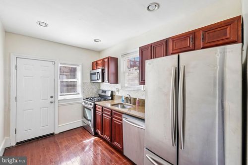 3803 Colborne Rd, BALTIMORE, MD, 21229-1942 | Card Image