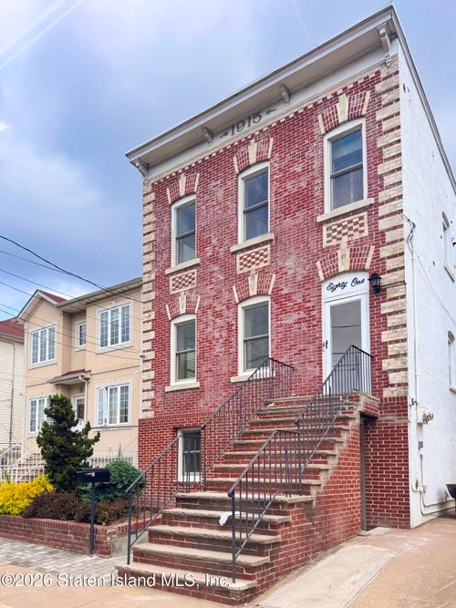 81 Sumner Ave, Staten Island, NY, 10314-1545 | Card Image