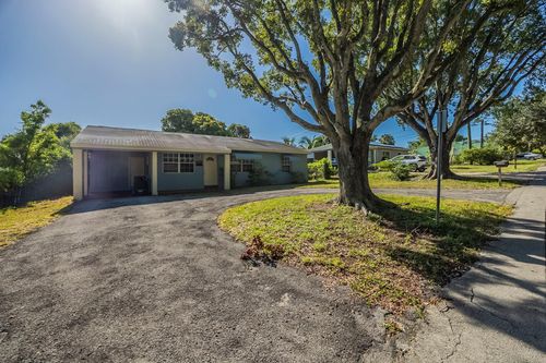 4106 N Terrace Dr, West Palm Beach, FL, 33407-3724 | Card Image