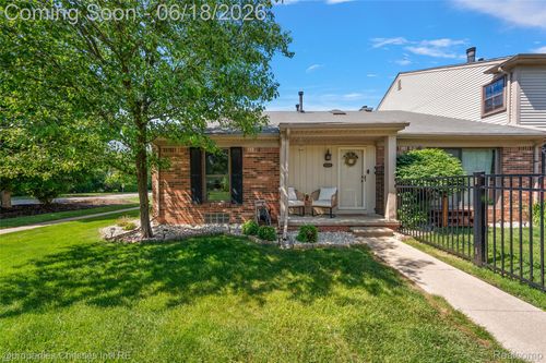 41374 Southwind Dr, Canton, MI, 48188-1328 | Card Image