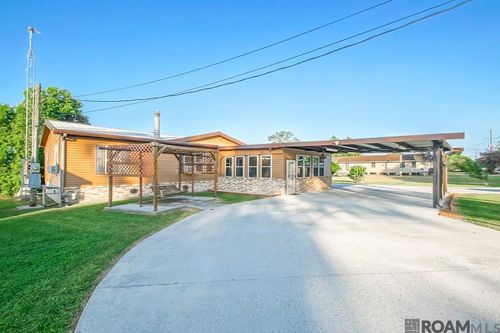 430 Belle River Rd, Pierre Part, LA, 70339-4118 | Card Image