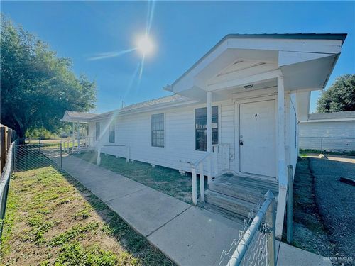 b-126 E 2nd St, San Juan, TX, 78589-3070 | Card Image