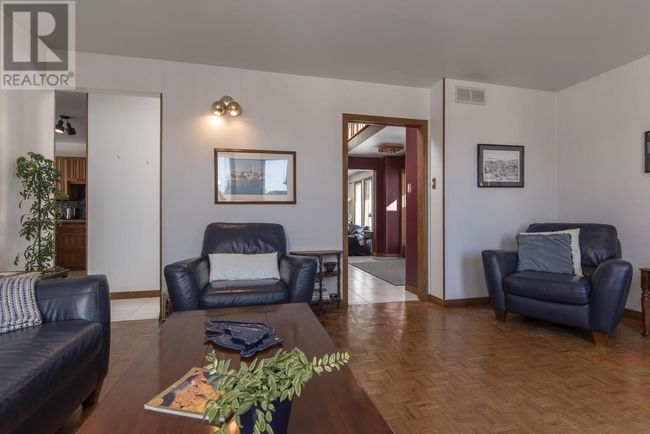 199 Valley St, Home with 5 bedrooms, 4 bathrooms and null parking in Thunder Bay ON | Image 8