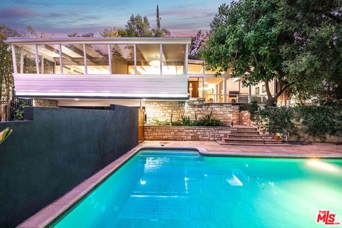 14322 Valley Vista Blvd, Sherman Oaks, CA, 91423-4028 | Card Image