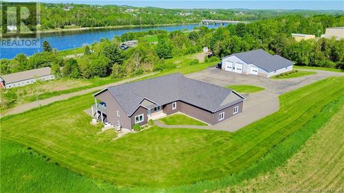 52 Mcmullin Rd, Hartland, NB, E7P2R7 | Card Image