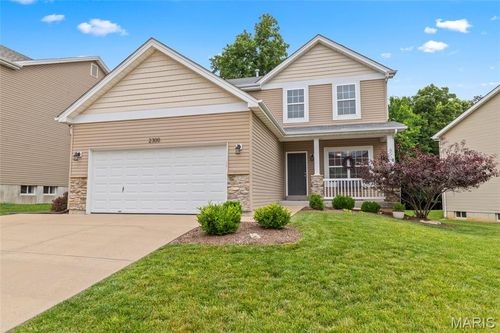 2300 Appaloosa Trl, High Ridge, MO, 63049-1763 | Card Image