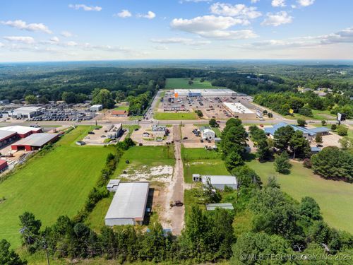 206 Industrial Ave, Idabel, OK, 74745-5581 | Card Image