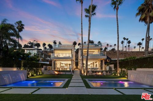 938 Palisades Beach Road, Santa Monica, CA, 90403 | Card Image