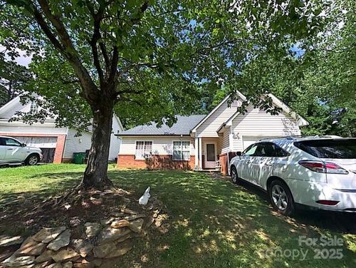 7333 Rosehall Dr, Charlotte, NC, 28227-3009 | Card Image