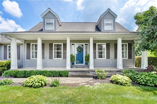 3810 Linda Way, New Waterford, OH, 44445-9763 | Card Image