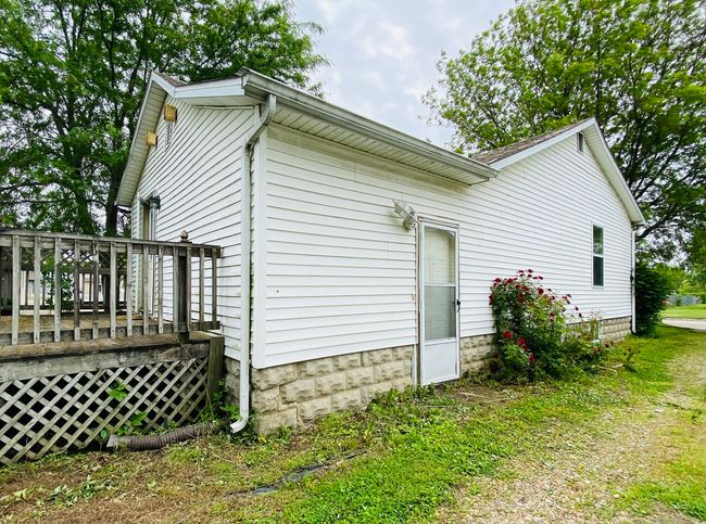 807 W Washington St, House other with 3 bedrooms, 1 bathrooms and 4 parking in Pontiac IL | Image 5