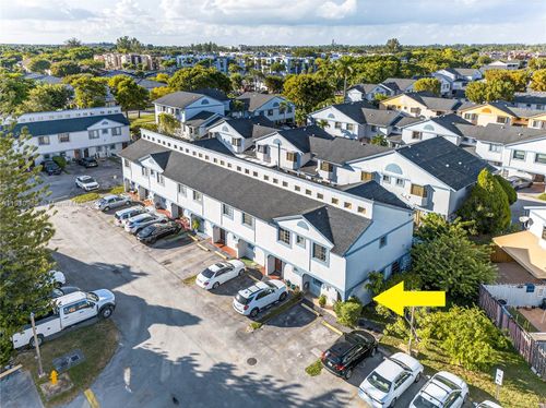 42-12045 Sw 18th St, Miami, FL, 33175-8721 | Card Image