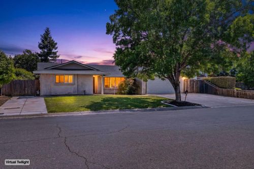 2964 Kennedy Dr, Yuba City, CA, 95993-8990 | Card Image