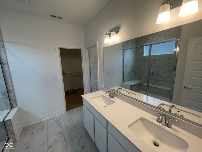 13646 Grand Abbey Way, House other with 3 bedrooms, 3 bathrooms and null parking in Fishers IN | Image 13