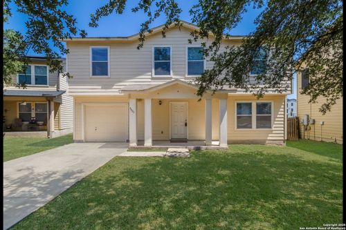 9423 Maraval Crk, San Antonio, TX, 78245-2982 | Card Image