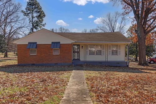 2105 Grovehaven Dr, Memphis, TN, 38116-7611 | Card Image