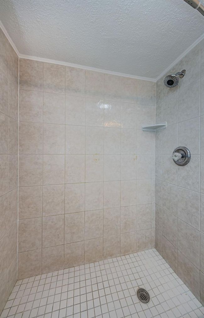 APT-11 - 2186 Edythe Dr, Condo with 2 bedrooms, 1 bathrooms and null parking in DUNEDIN FL | Image 23