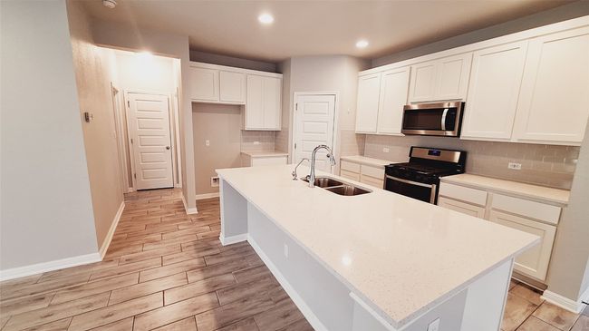 124 Peruvian Ln, House other with 4 bedrooms, 3 bathrooms and 4 parking in Georgetown TX | Image 16
