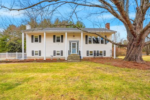 4 Carby Dr, Mendon, MA, 01756-1175 | Card Image