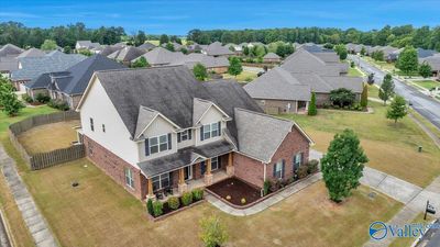 101 Rushing Brook Drive, House other with 4 bedrooms, 3 bathrooms and null parking in Madison AL | Image 2