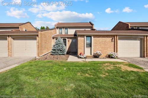 3009 Moon Lake Dr, West Bloomfield, MI, 48323-1844 | Card Image