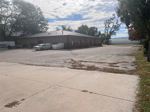 445 Maple St, Waukee, IA, 50263-8530 | Card Image