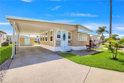 20551 Port Dr, ESTERO, FL, 33928-2654 | Card Image