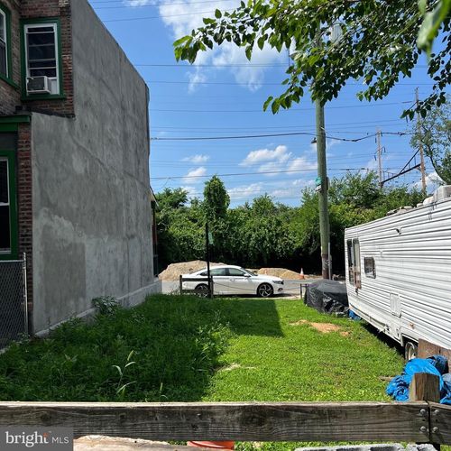 1124 W Glenwood Ave, PHILADELPHIA, PA, 19133-1314 | Card Image
