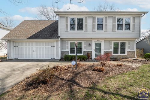 724 Eldridge St, Lawrence, KS, 66049-3705 | Card Image