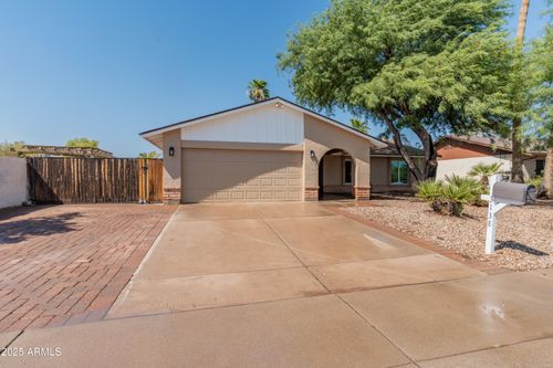 3138 W Danbury Dr, Phoenix, AZ, 85053-1864 | Card Image