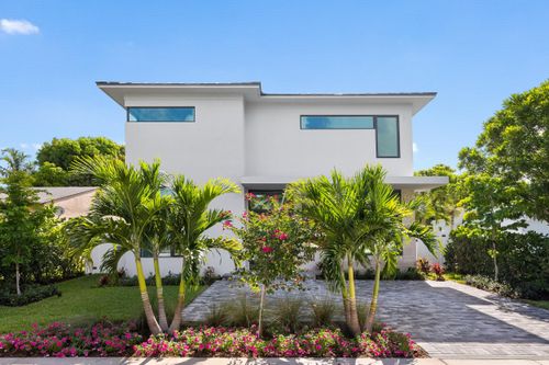 827 Se 2nd Ave, Delray Beach, FL, 33483-3402 | Card Image