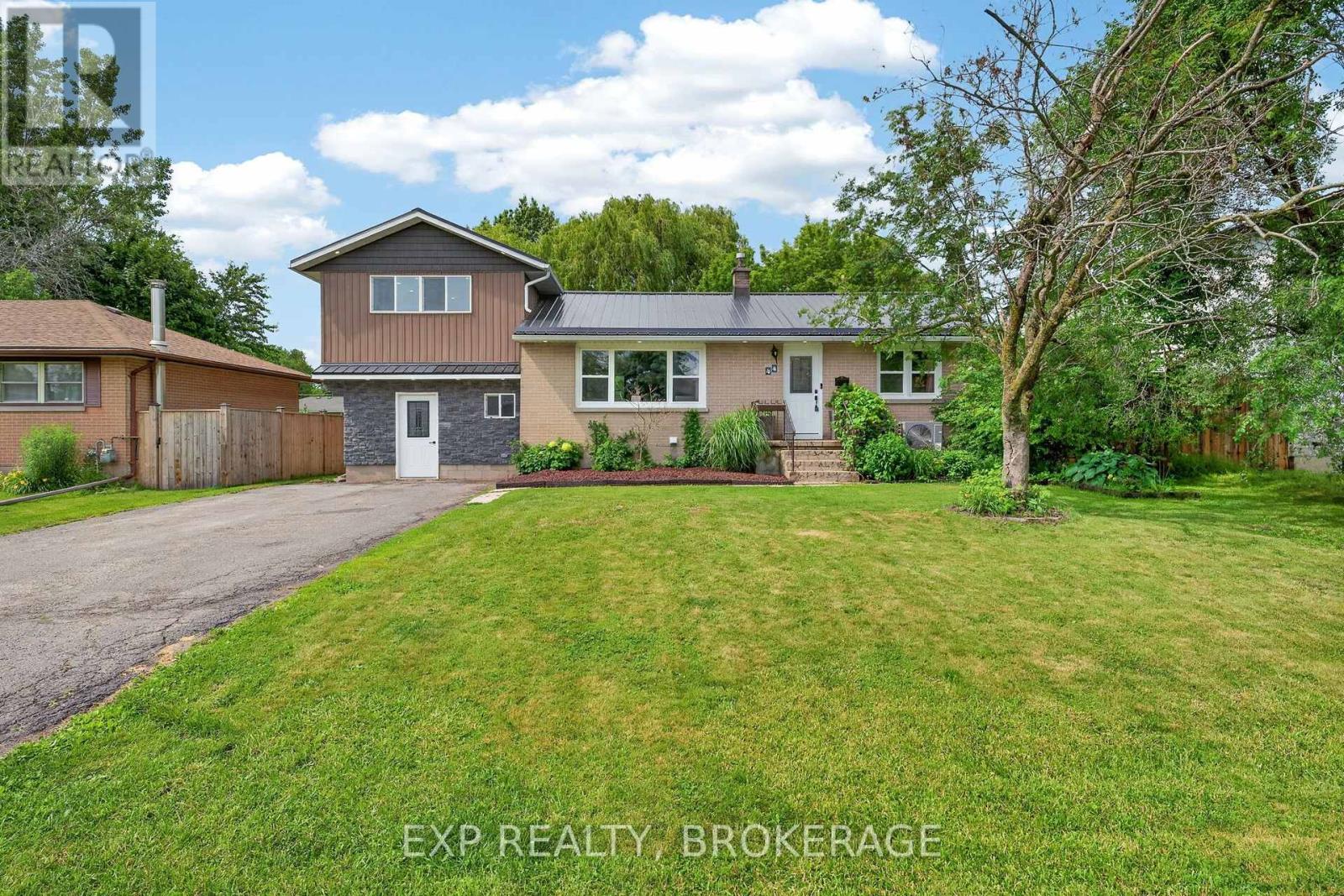 Residential in Kingston (South of Taylor-Kidd Blvd)