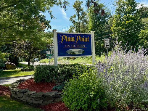 241 Tamerisk Ln, New Windsor, NY, 12553-5411 | Card Image