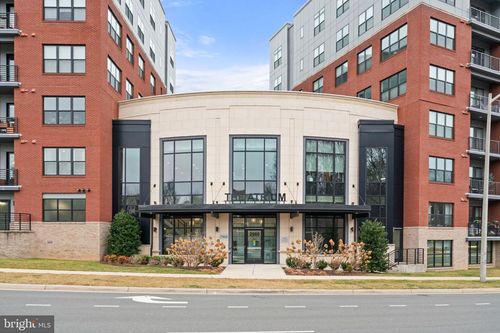 2n-602-2960 Vaden Dr, Fairfax, VA, 22031-1060 | Card Image