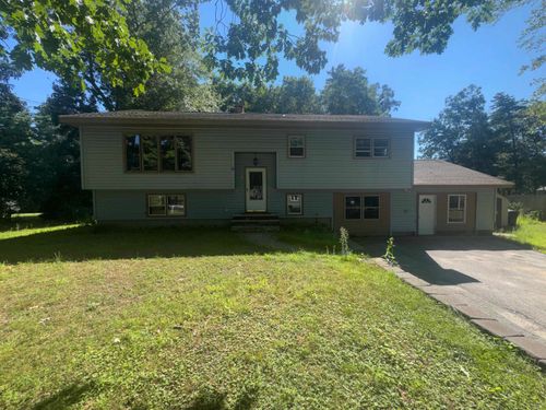 8 Lamson Dr, Merrimack, NH, 03054-4526 | Card Image