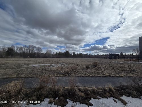 LOT 33 Trail End, Pinedale, WY, 82941 | Card Image