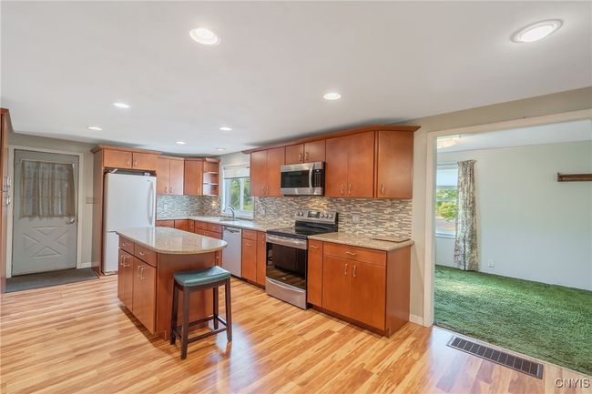8278 Maple Rd, House other with 2 bedrooms, 2 bathrooms and null parking in Clay NY | Image 8