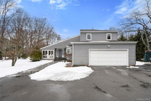 4 Monte Ln, Center Moriches, NY, 11934-3408 | Card Image