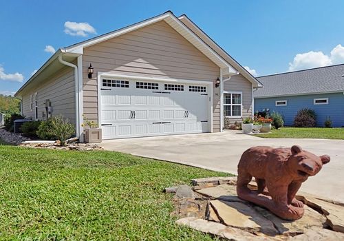 348 Riverwalk Cir, Hayesville, NC, 28904-0568 | Card Image