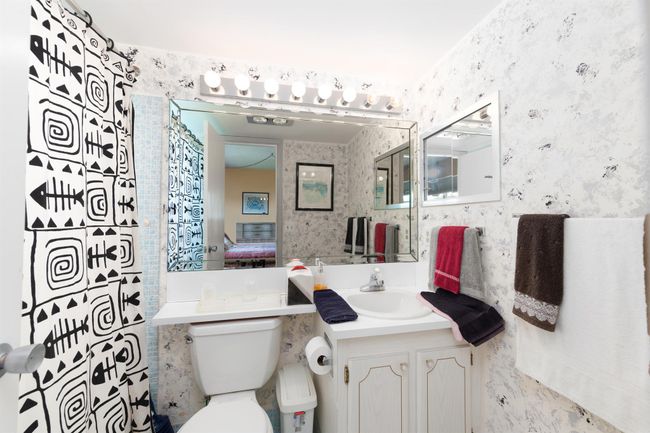 322 - 322 Windsor N, Condo with 1 bedrooms, 2 bathrooms and null parking in West Palm Beach FL | Image 10