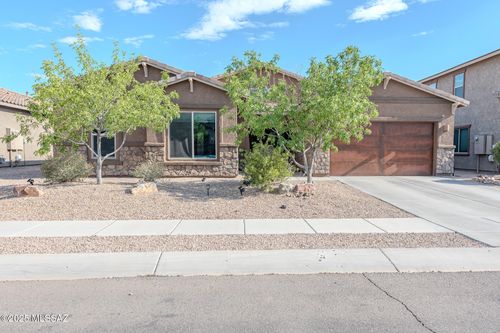 2277 W Capricorn St, Oro Valley, AZ, 85742-8433 | Card Image