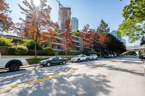 104-5932 Patterson Ave, Burnaby, BC, V5H4B4 | Card Image